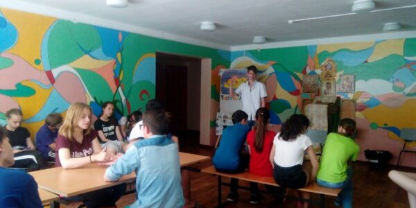 В лагере «Солнечный» в июне проходили духовные встречи в Православном отряде В лагере «Солнечный» в июне проходили духовные встречи в Православном отряде